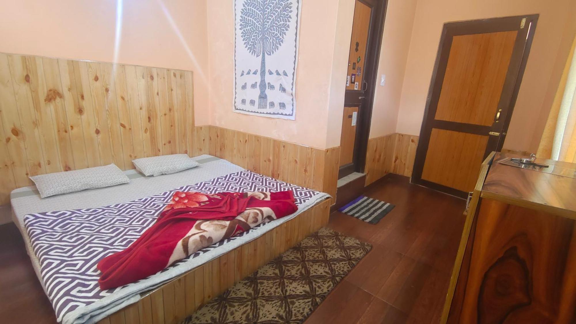 Trinity Homestay Kasol Extérieur photo