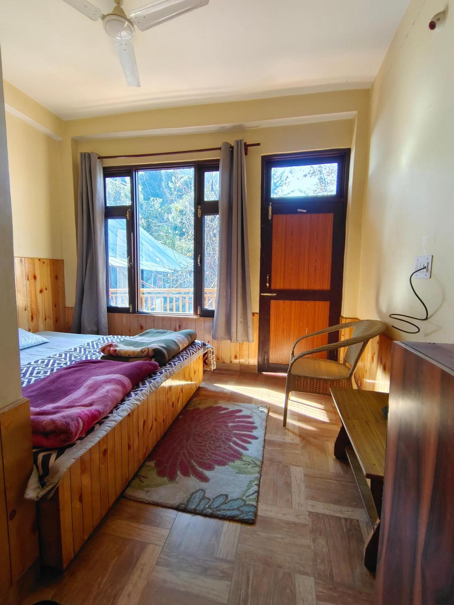 Trinity Homestay Kasol Extérieur photo