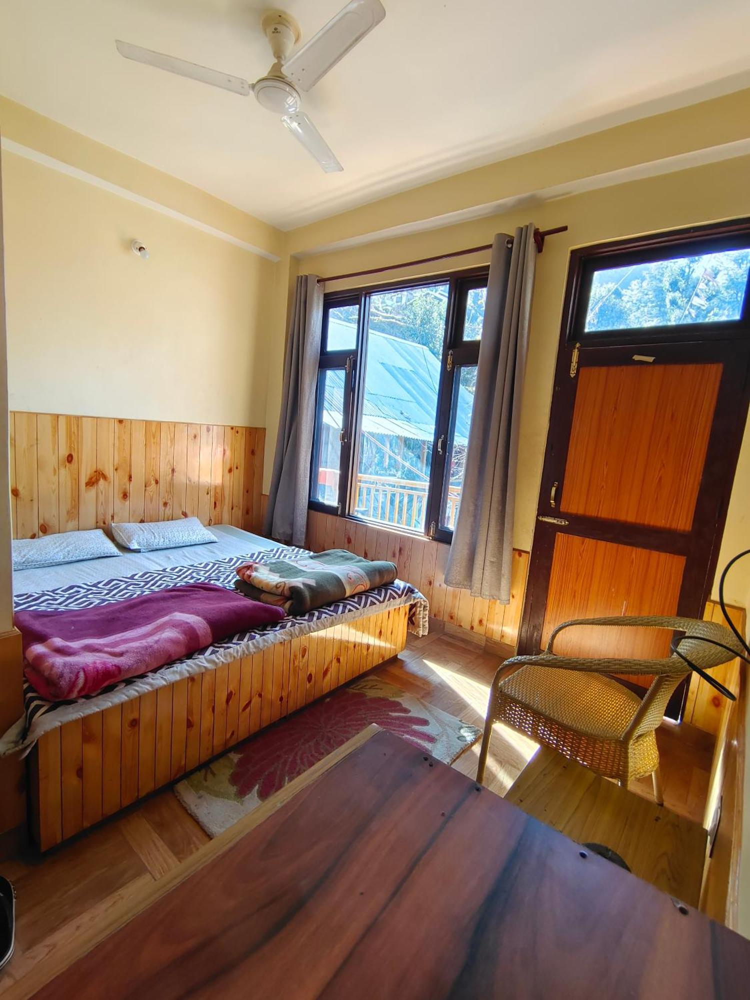 Trinity Homestay Kasol Extérieur photo